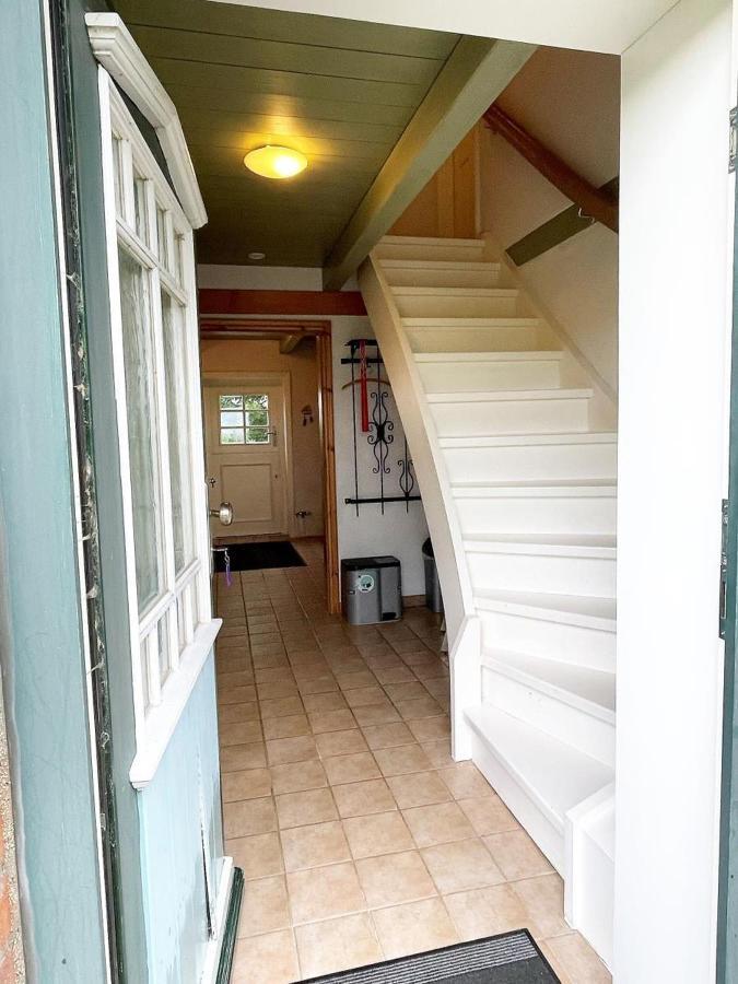 Das Puppenhaus, Reetdach, Sauna, Kamin, Eingezaeunt, Badewanne, Haustiere Willkommen Emmelsbull-Horsbull Luaran gambar